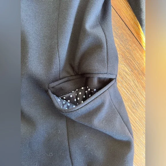 WHBM Black Blazer with Polka Dot Liner Machine Washable One Button Closure 2 - Picture 9 of 16